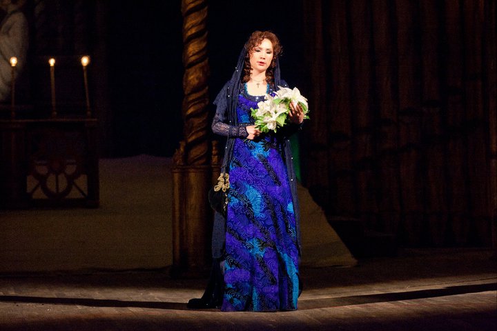 МУГЖ С.Мөнгөнцэцэг өнөөдөр сонгодог үдшийг мэдрүүлнэ